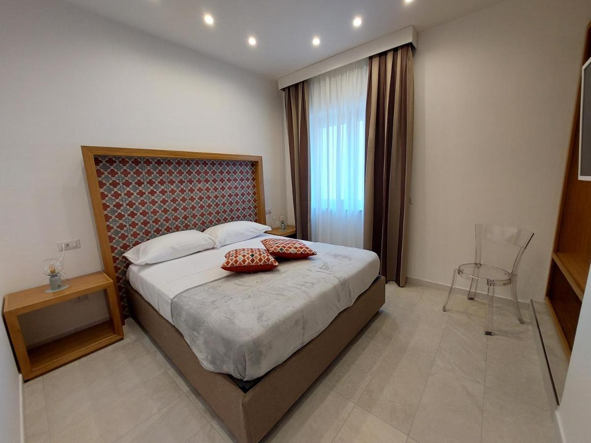 Mistral Luxury Suites Sorrento Exterior foto